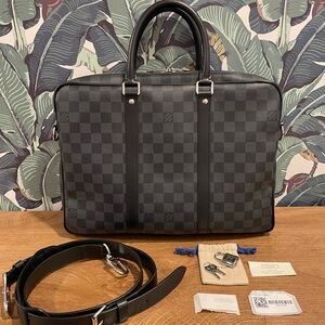 Louis Vuitton Damier Graphite Porte Documents Voyage PM